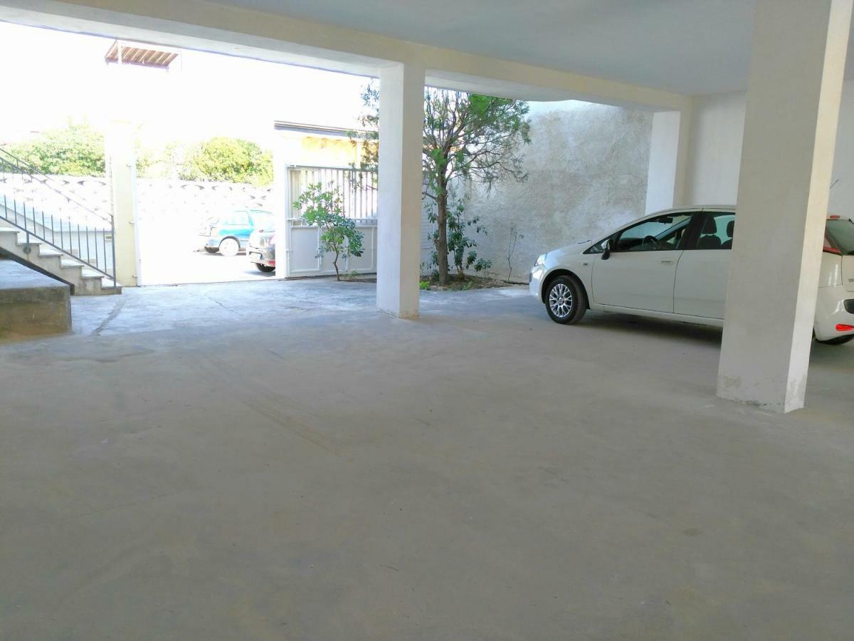 Torre Lapillo Fronte Mare In Centro Con Parcheggio Coperto别墅 外观 照片